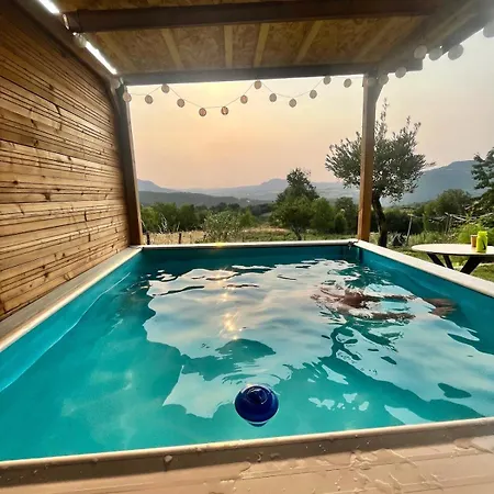 De Charme Et Son Jacuzzi En Pleine Nature *