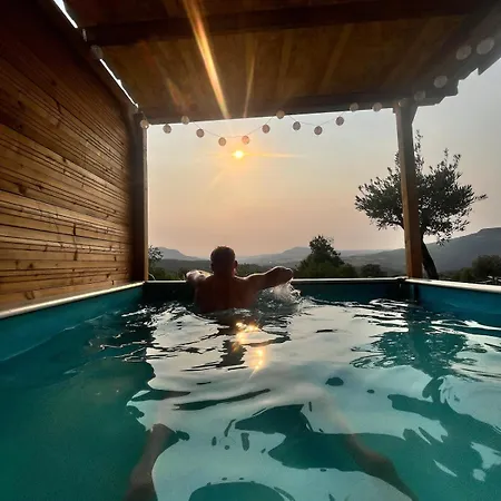 Appartement De Charme Et Son Jacuzzi Et Sauna En Pleine Nature