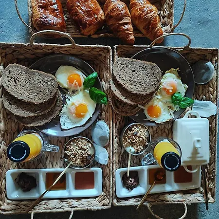 De Charme Et Son Jacuzzi En Pleine Nature Lejlighed